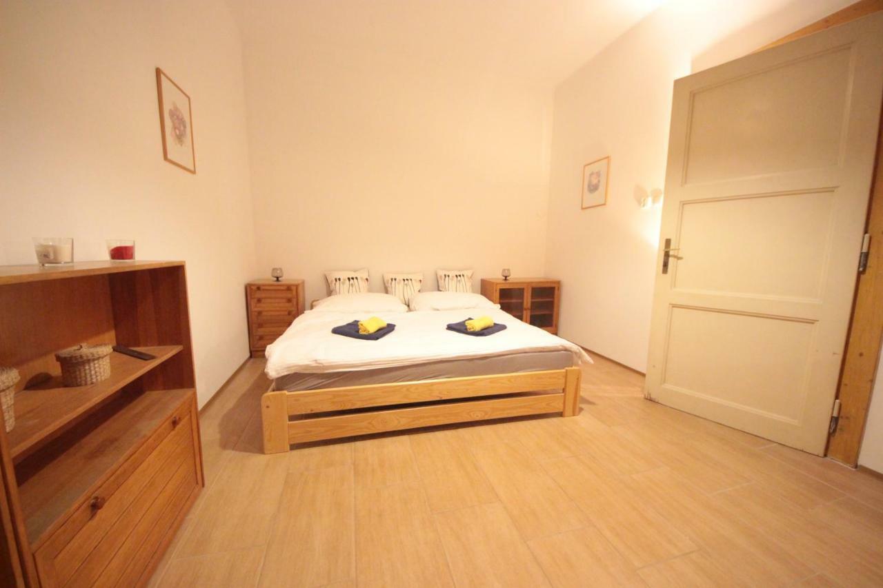 Gallery Apartment Praga Zewnętrze zdjęcie